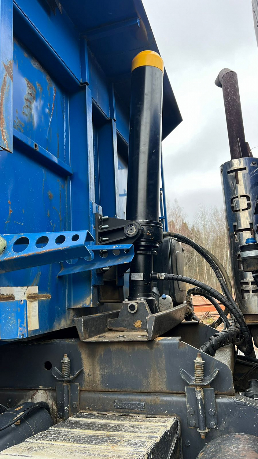Установка гидроцилиндра MS Hydraulic на самосвальный полуприцеп Тонар в г Воронеж